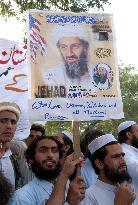 Muslims stage anti-U.S. demonstrations in Pakistan